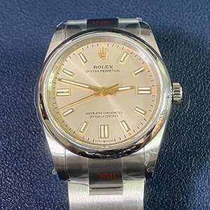 【メンズ最適】ロレックスコピー時計Oyster-perpetual M126000-0001、装着するたびに買ってよかった